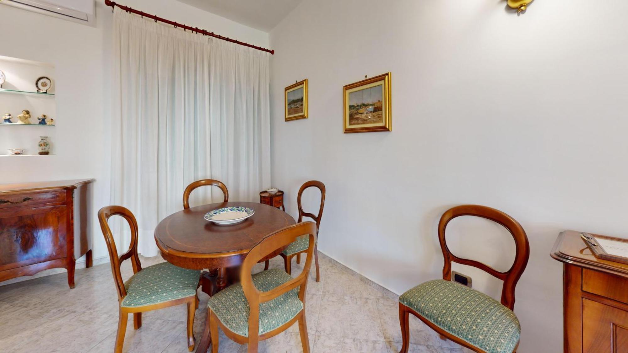 Apartment Family House Vomero *